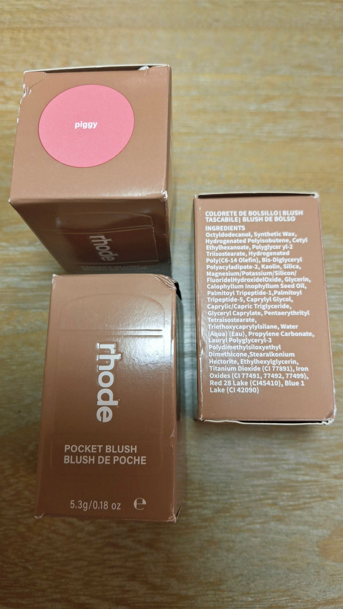 Mystery Scoop (1 Scoop) with Branded Leather Bag Bundle