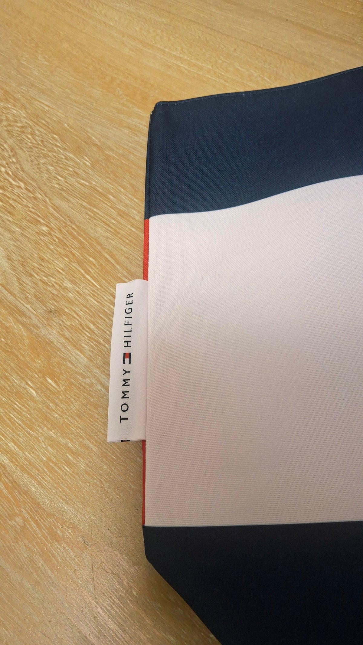 A close-up of the Tommy Hilfiger tag.