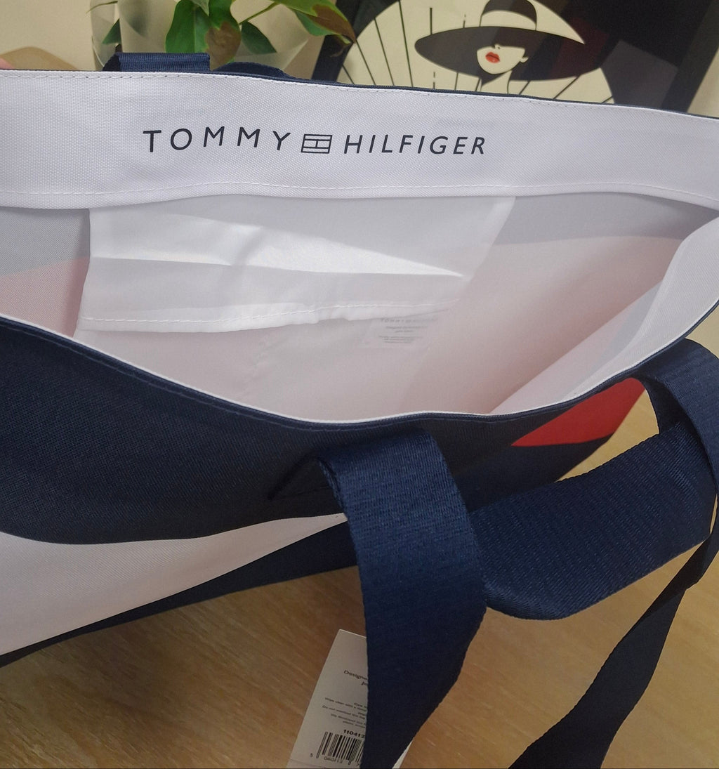 An image of inside the Tommy Hilfiger tote bag. 