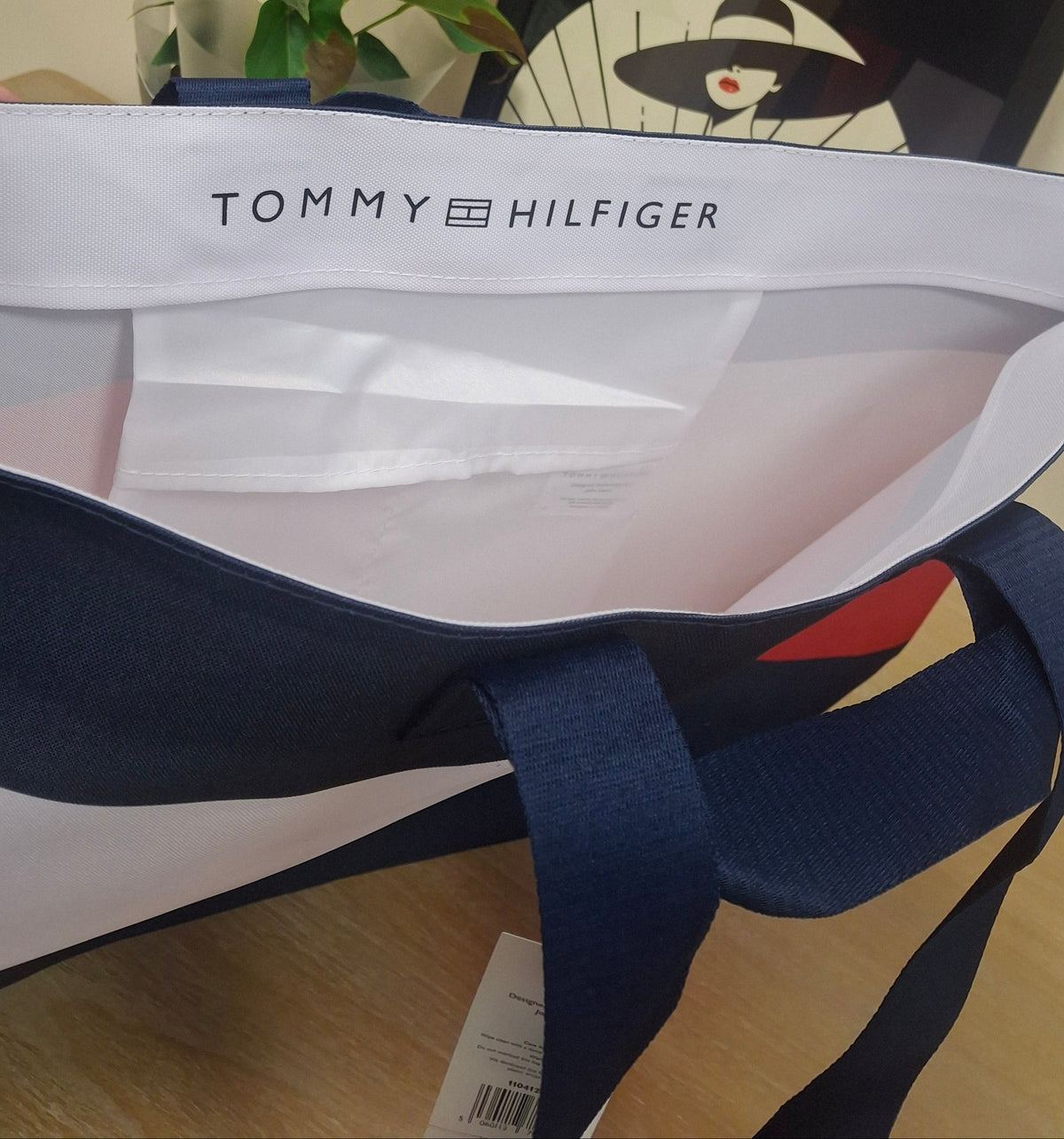 An image of inside the Tommy Hilfiger tote bag. 