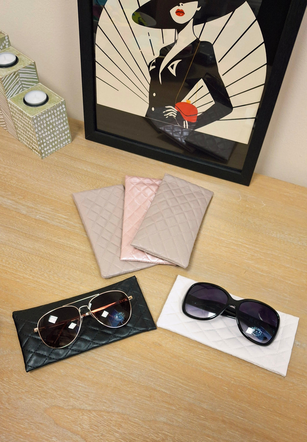 Mystery Scoop (1 Scoop) with Branded Leather Bag Bundle