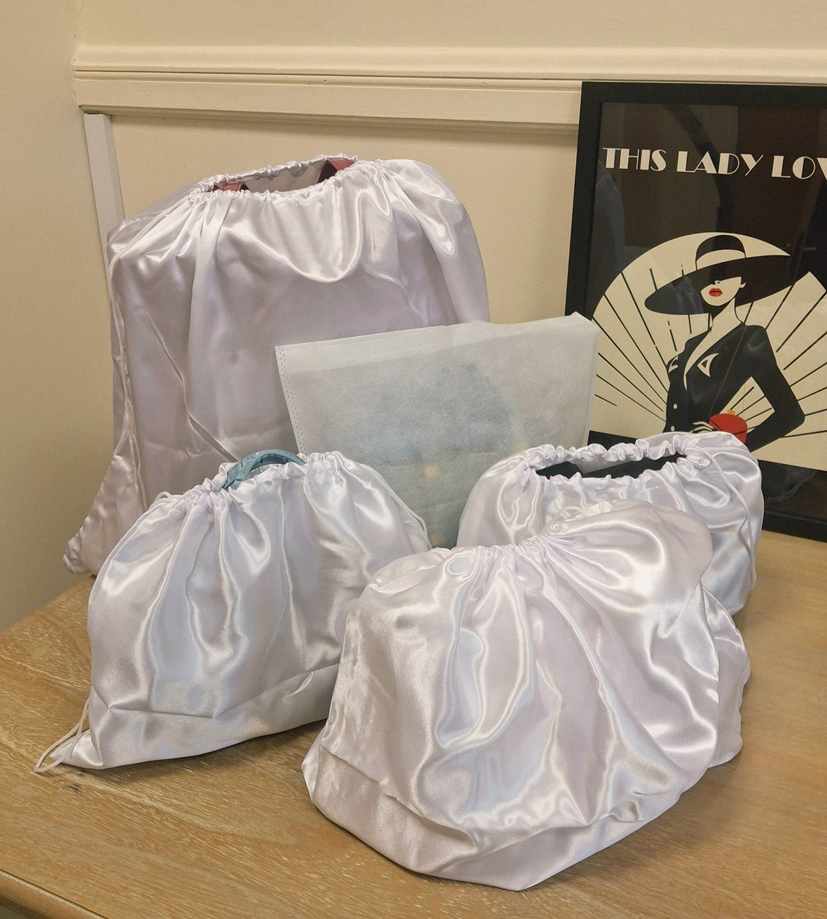 Mystery Scoop (1 Scoop) with Branded Faux Leather or Fabric Bag Bundle